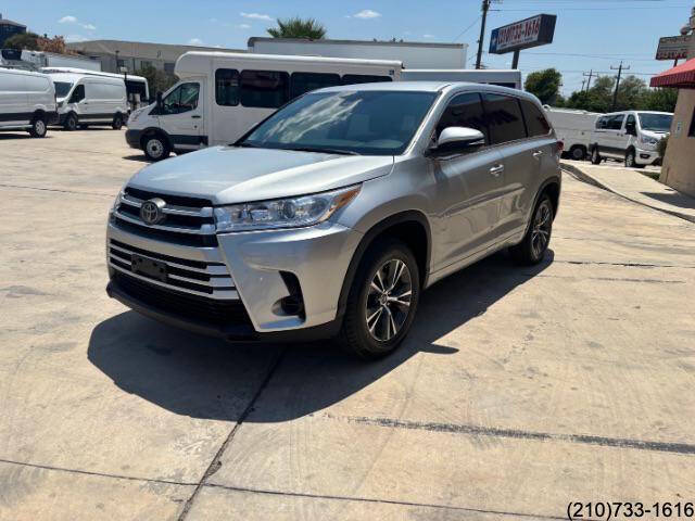 2017 Toyota Highlander LE