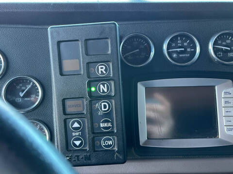 2010 Peterbilt 384