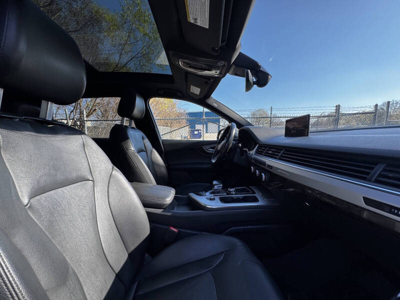 2017 Audi Q7 2.0T quattro Premium Plus