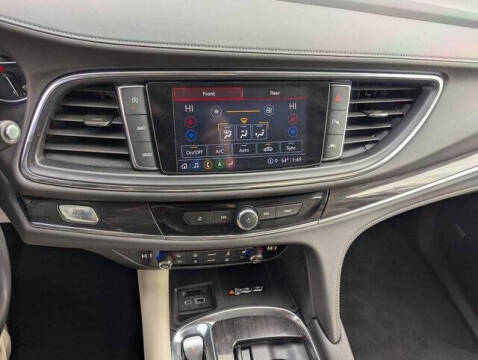 2023 Buick Enclave Premium