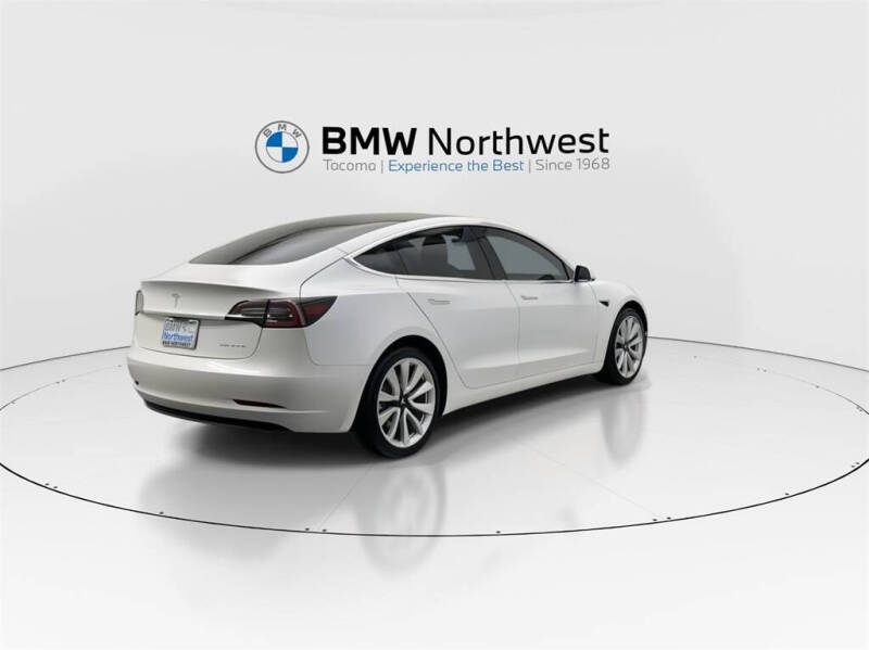 2020 Tesla Model 3 Long Range