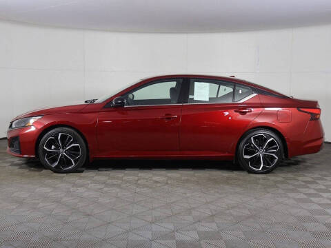 2024 Nissan Altima 2.5 SR