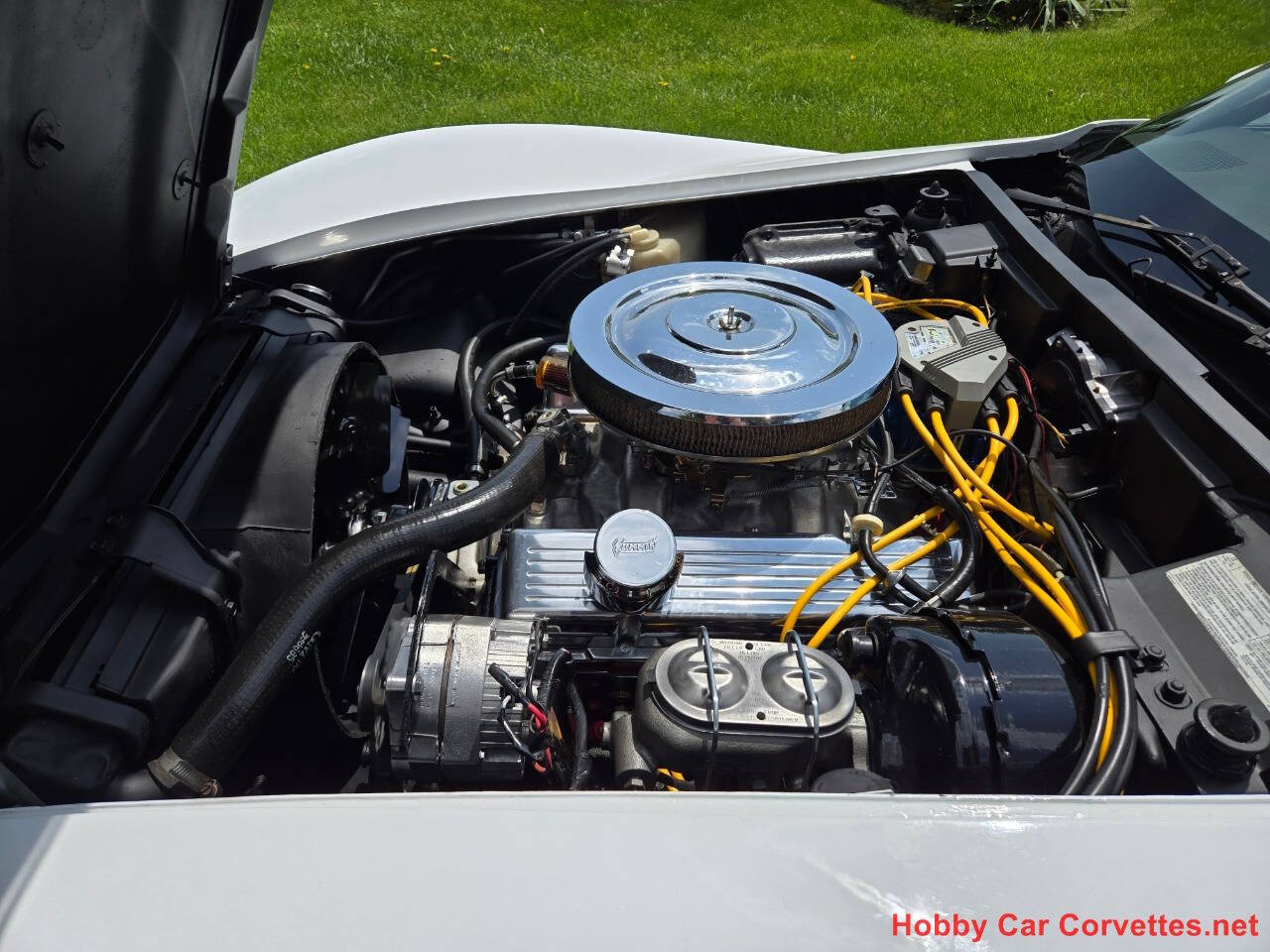1976 Chevrolet Corvette 12