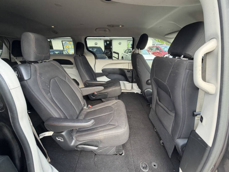 2018 Chrysler Pacifica Touring Plus