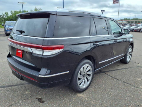 2024 Lincoln Navigator Premiere