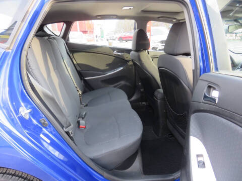 2014 Hyundai Accent SE