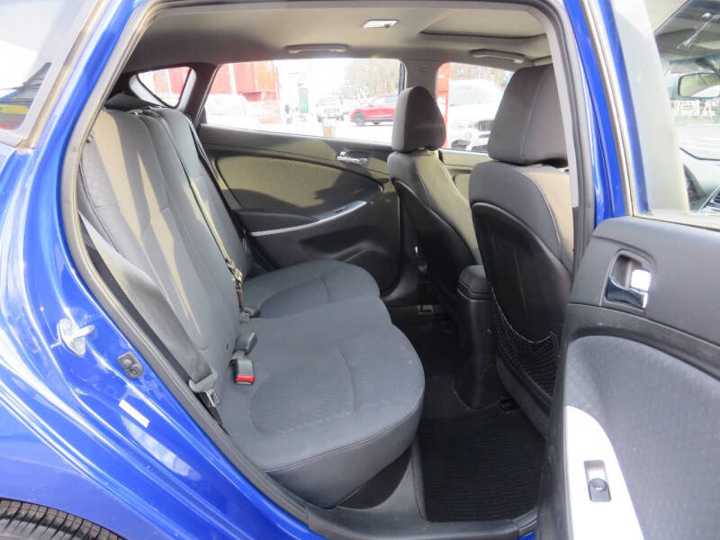 2014 Hyundai Accent SE