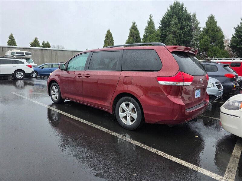 2014 Toyota Sienna