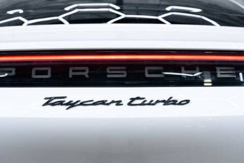 2021 Porsche Taycan Turbo