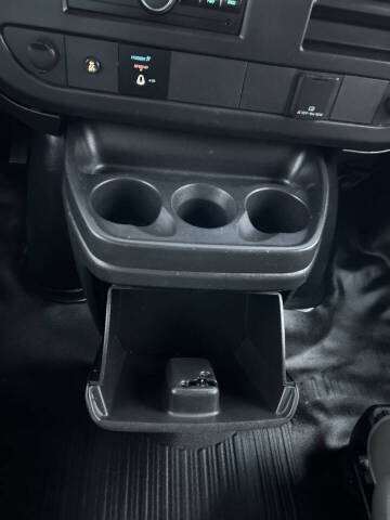 2016 GMC Savana 2500