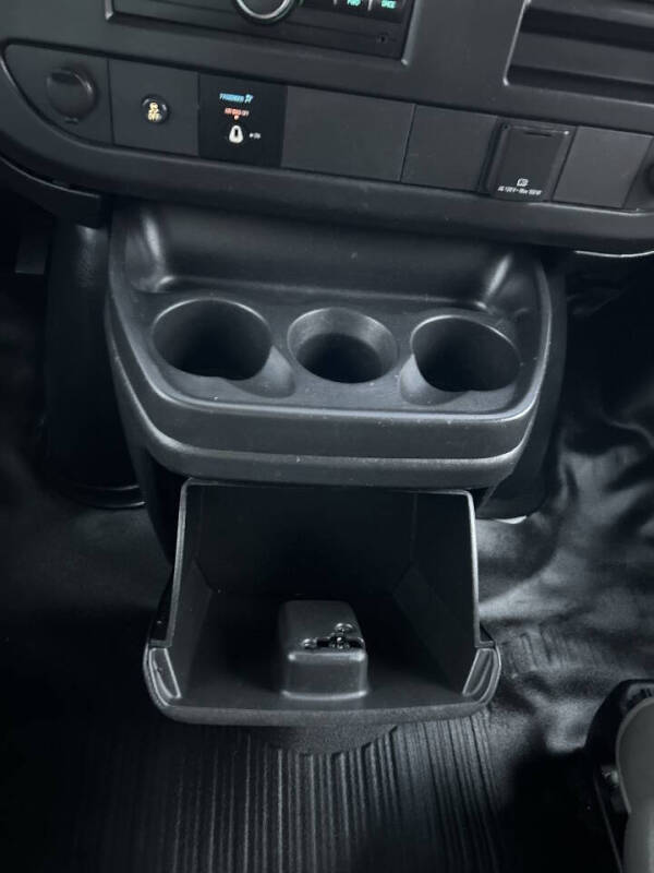 2016 GMC Savana 2500