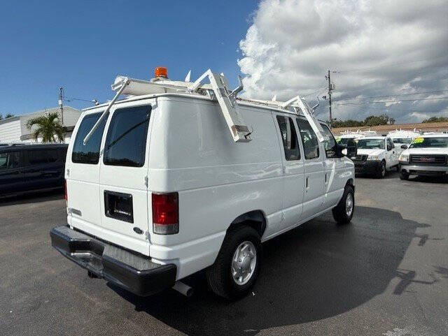2009 Ford E-Series E-350 SD