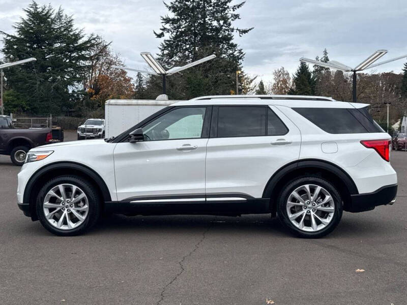 2023 Ford Explorer Platinum