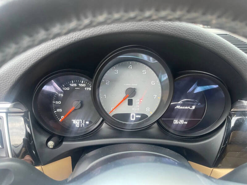 2017 Porsche Macan S