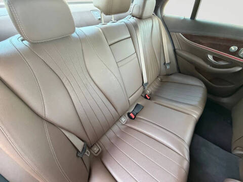 2017 Mercedes-Benz E-Class E 300 4MATIC