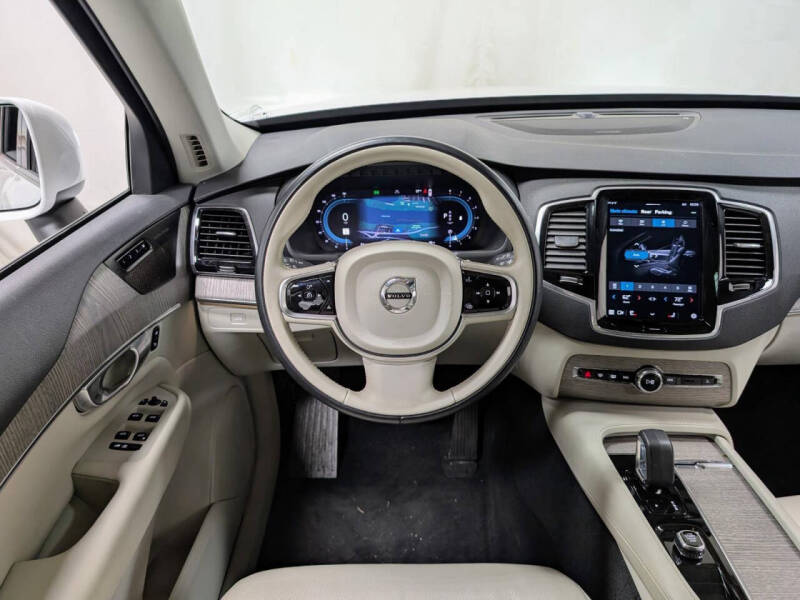 2024 Volvo XC90 B6 Plus Bright Theme 6P