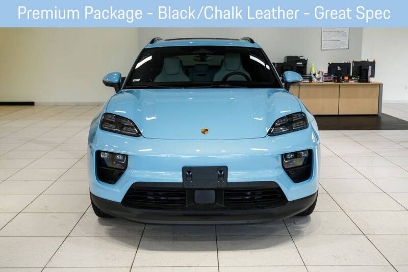 2025 Porsche Macan 4S Electric