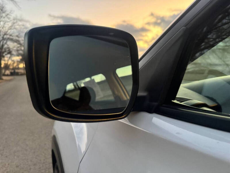 2023 Nissan Kicks S