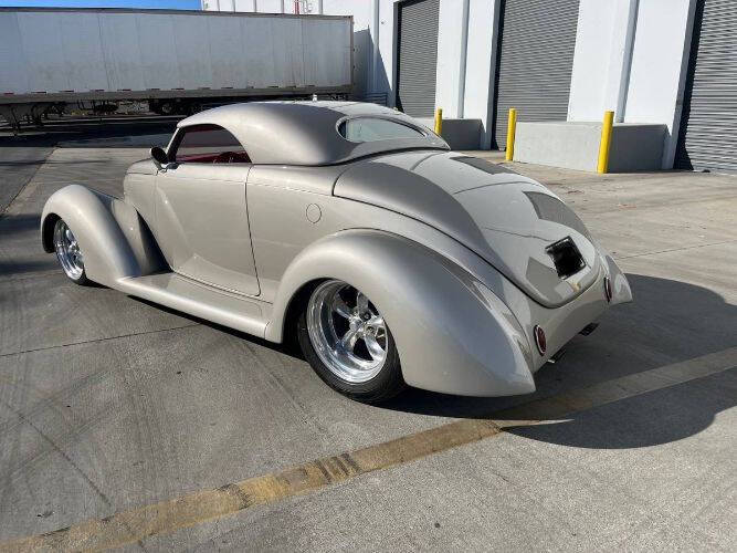 1939 Ford Cabriolet