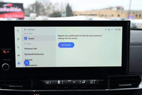 2025 Toyota Sienna XLE 8-Passenger