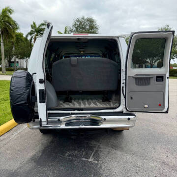 2011 Ford E-350
