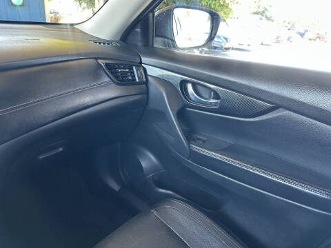 2018 Nissan Rogue SL