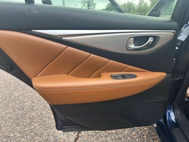 2024 Infiniti Q50 Luxe