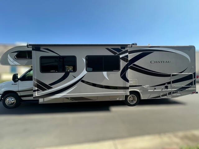 2014 Thor Motor Coach CHATEAU 31L