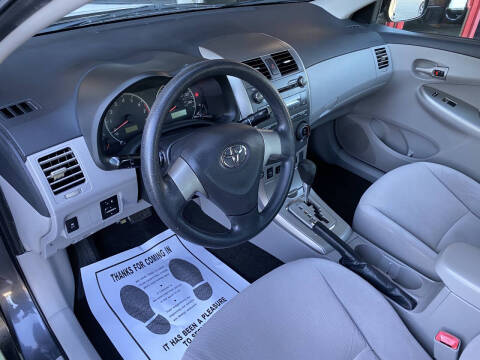 2011 Toyota Corolla LE