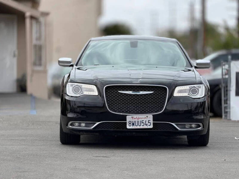 2018 Chrysler 300 Limited