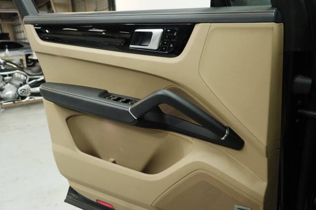 2019 Porsche Cayenne S