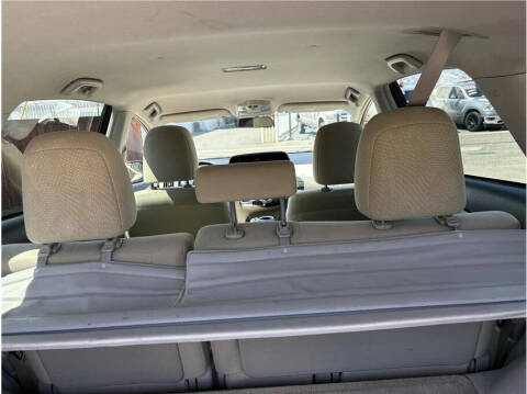 2012 Toyota Prius v Three