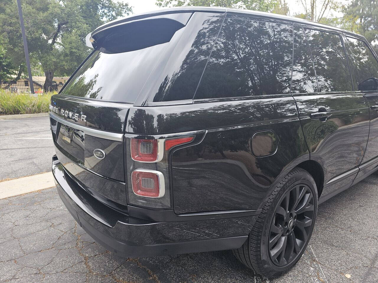 2020 Land Rover Range Rover 15