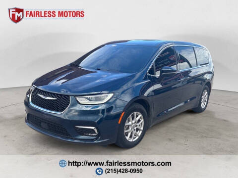 2023 Chrysler Pacifica Touring L