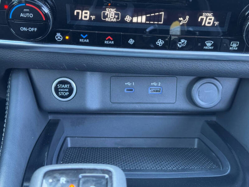 2023 Nissan Rogue SL