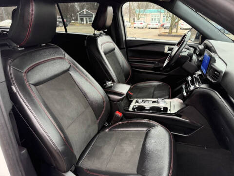 2022 Ford Explorer ST-Line