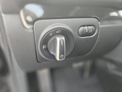 2013 Volkswagen GTI Base PZEV