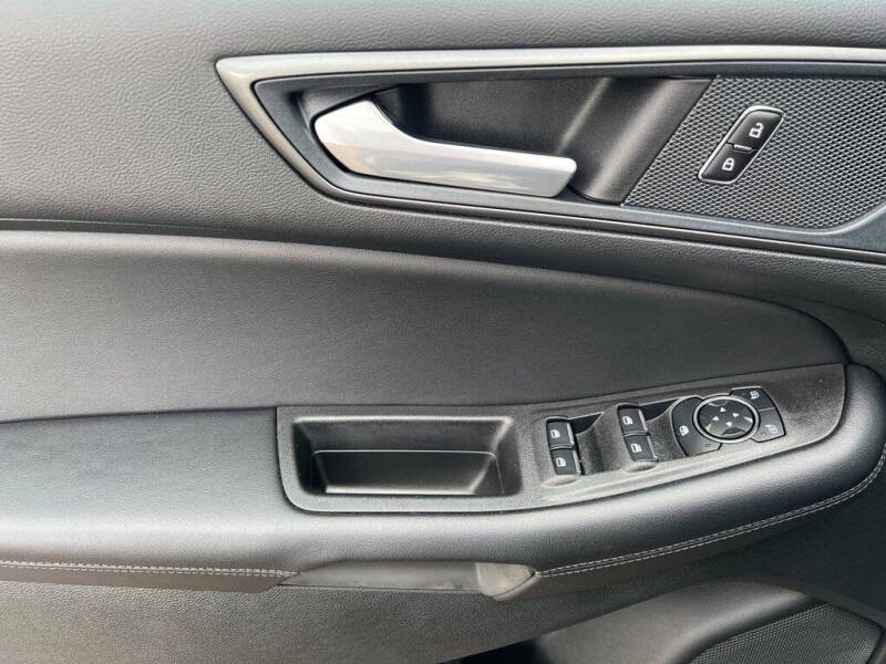 2024 Ford Edge SE
