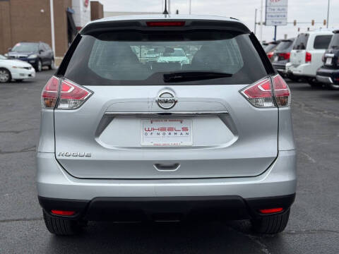 2016 Nissan Rogue S