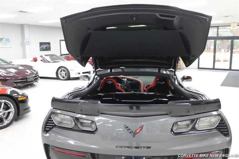 2016 Chevrolet Corvette 38