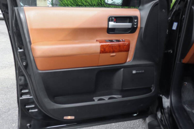 2021 Toyota Sequoia Platinum