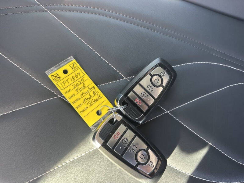 2025 Ford Mustang Mach-E Select