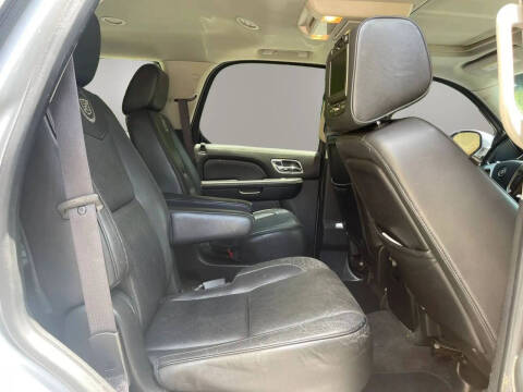 2013 Cadillac Escalade Platinum Edition