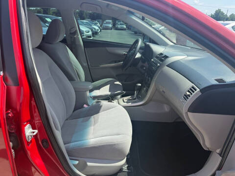 2011 Toyota Corolla LE