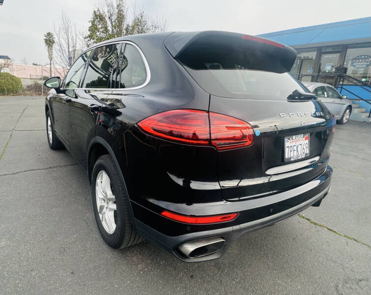 2016 Porsche Cayenne
