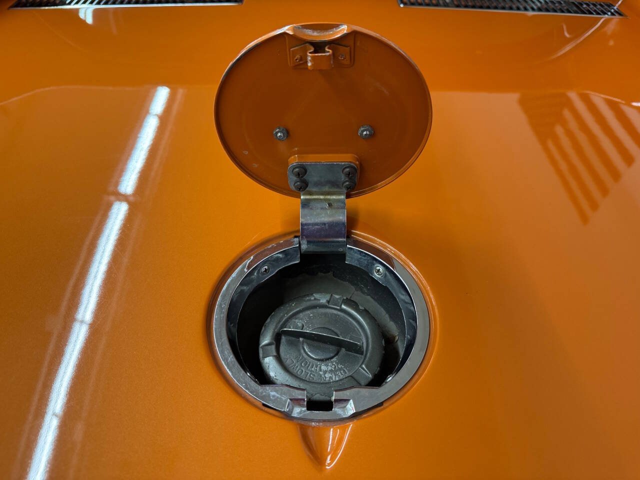 1972 Chevrolet Corvette 23