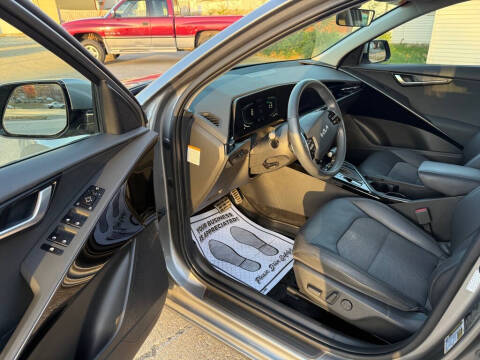 2023 Kia Niro EX Touring