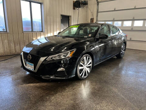 Nissan For Sale in Cambridge MN Sand s Auto Sales