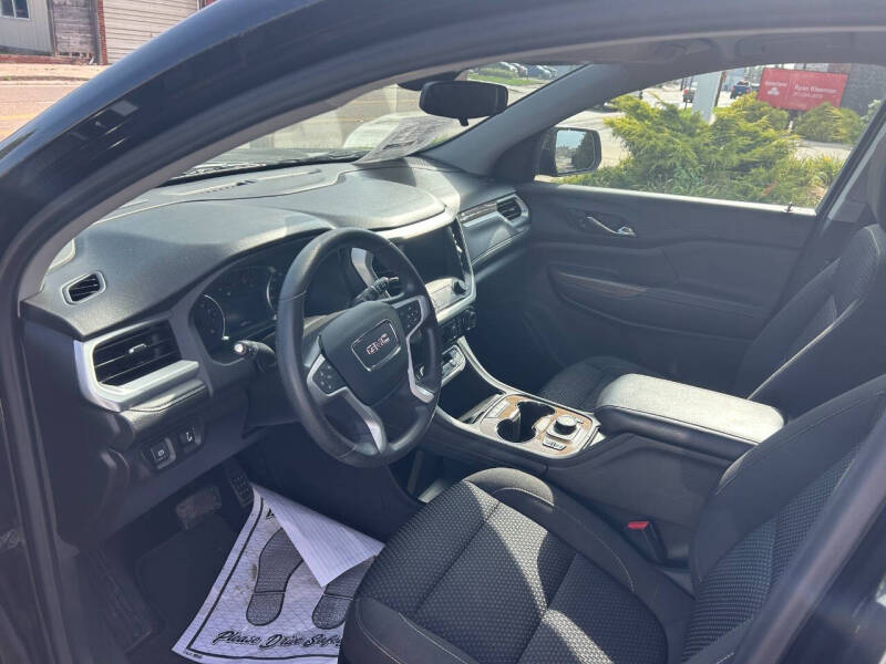 2021 GMC Acadia SLE