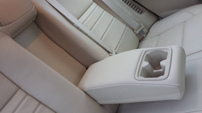 2015 Toyota Camry Hybrid XLE